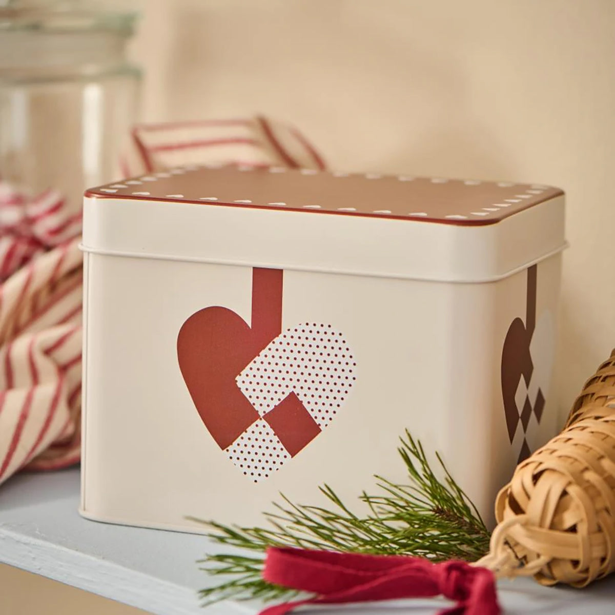 Caja Metálica para Alimentos Corazones, H: 12,1 L: 16,1 cm