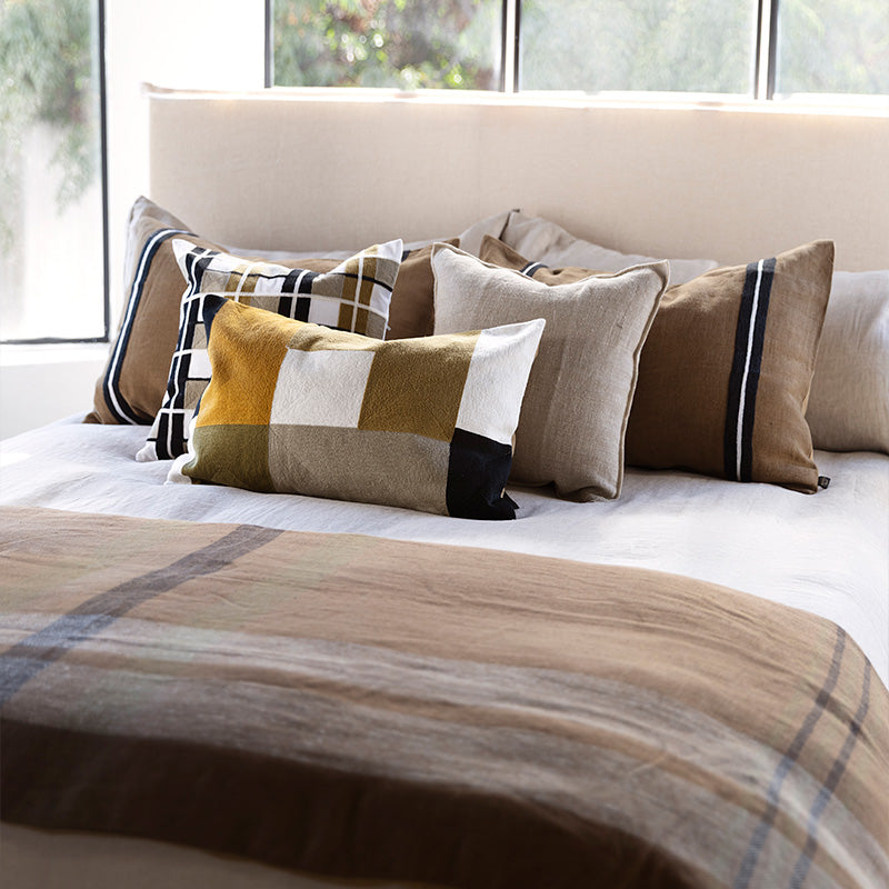 Funda Cojín Lino Bordado Skagen Gold 50x70 cm