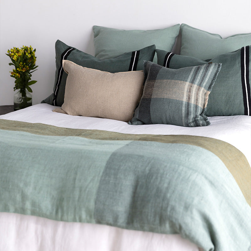 Funda Cojín Lino Bordado Skagen Pigeon 50x70 cm