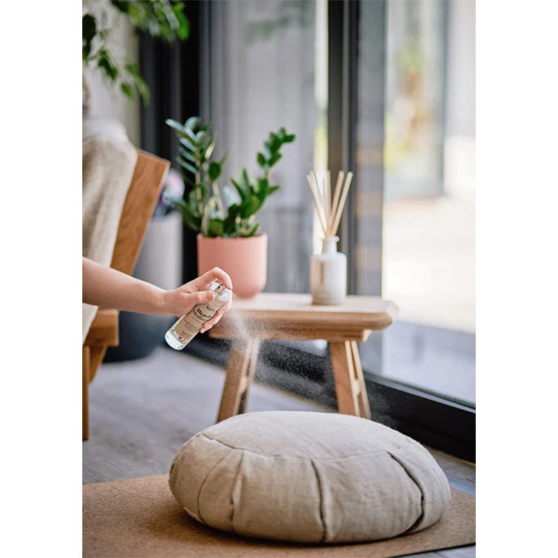 Heavily Meditated Room Spray Aromatherapy Aery 100 ml