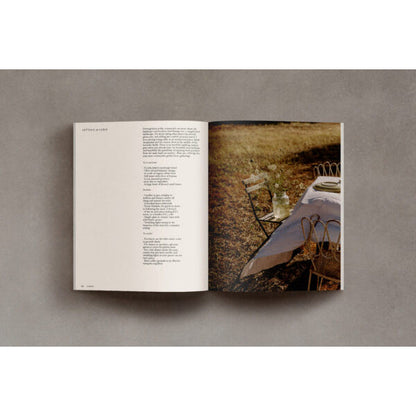 Libro Barefoot Living Book